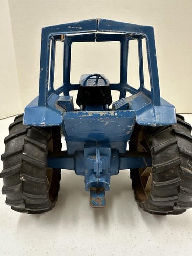 Ford TW-10 Tractor 1:12 Scale Ertl 7700 Diecast Vintage Blue 1/12 - Picture 4 of 12