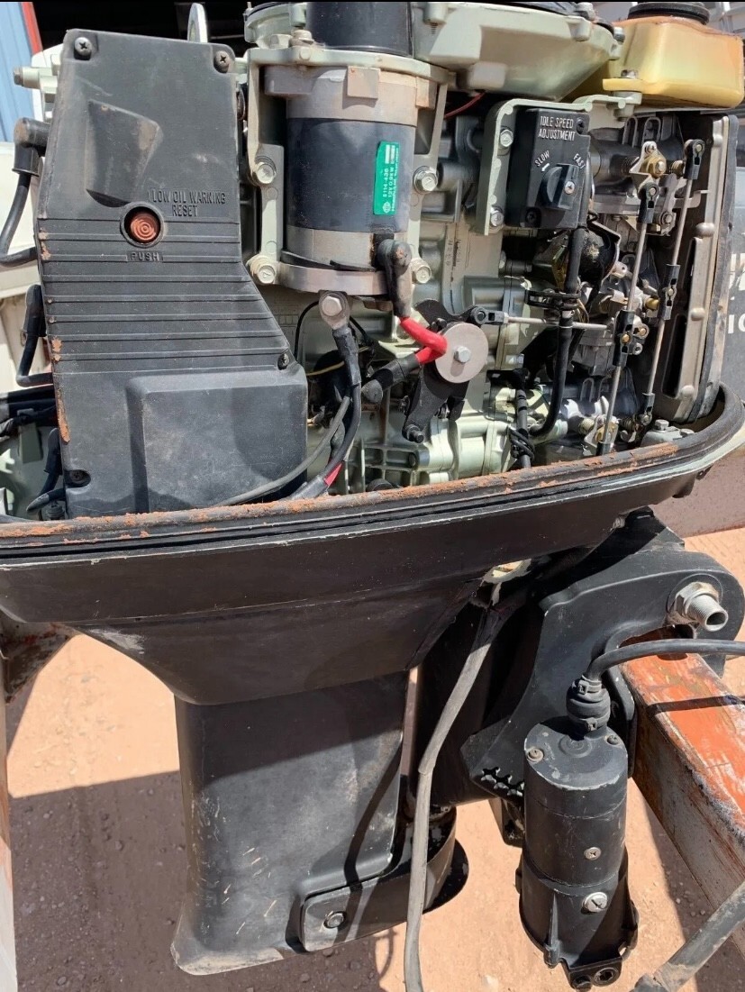Suzuki dt55 outboard engine 05501 with power trimming tilt freshwater