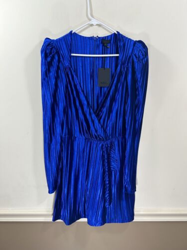 Neu mit Etikett Revolve NBD Lannis Minikleid Größe SMALL Samt blau Faux Wickeloptik - Bild 2 von 13