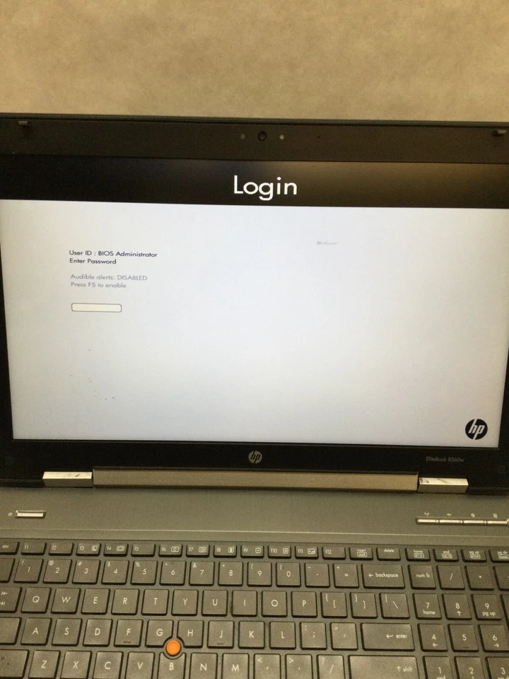 HP EliteBook 8560W 15" Laptop i5-2540M 2.6GHz 2GB RAM NO HDD NO OS BIOS LOCK -DW - Image 2 of 4
