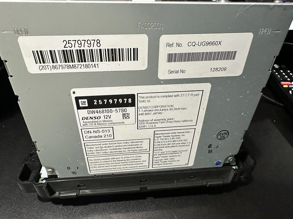 HUMMER H2 CHEVROLET TAHOE GMC YUKON Rádio Navegação NAV MP3 CD OEM 2008 2009 - Imagem 2 de 4