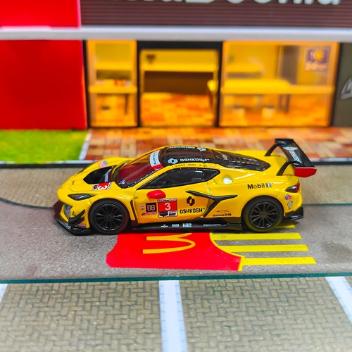 2Pcs Mini GT Corvette Z06 GT3.R #3 Pratt Miller Motorsports 2024 IMSA #854 1/64 - Picture 6 of 7