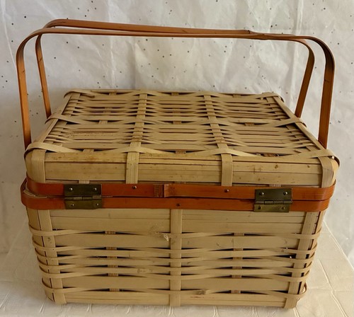 Vintage Bambus Korb mit Deckel & Griffen zum Nähen, Basteln, Taschentücher, Band, Borte - Bild 5 von 11