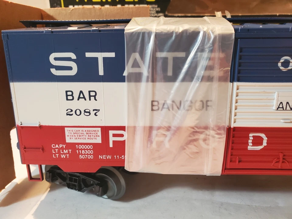 Weaver 3082 State of Maine Products Bar 2087 Bangor & Aroostook PS-1 40' Boxcar - Image 2 of 4