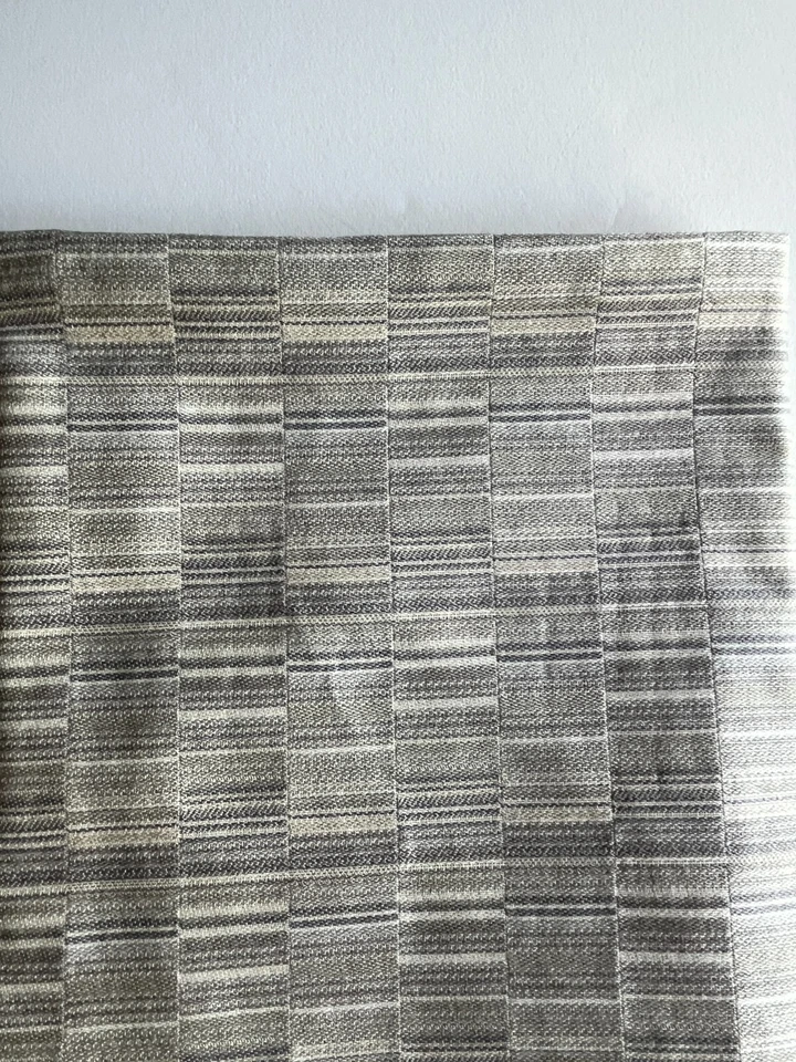 Kravet  31056-11 24"x24" Fabric Remnant - Image 2 of 3