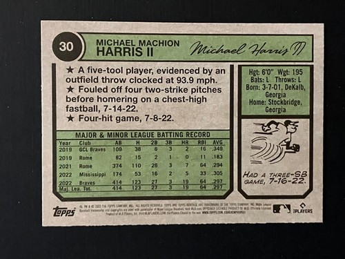 2023 Topps Heritage Michael Harris lll radiocontrol #30 Atlanta Braves Novato Copa de Oro - Imagen 2 de 2
