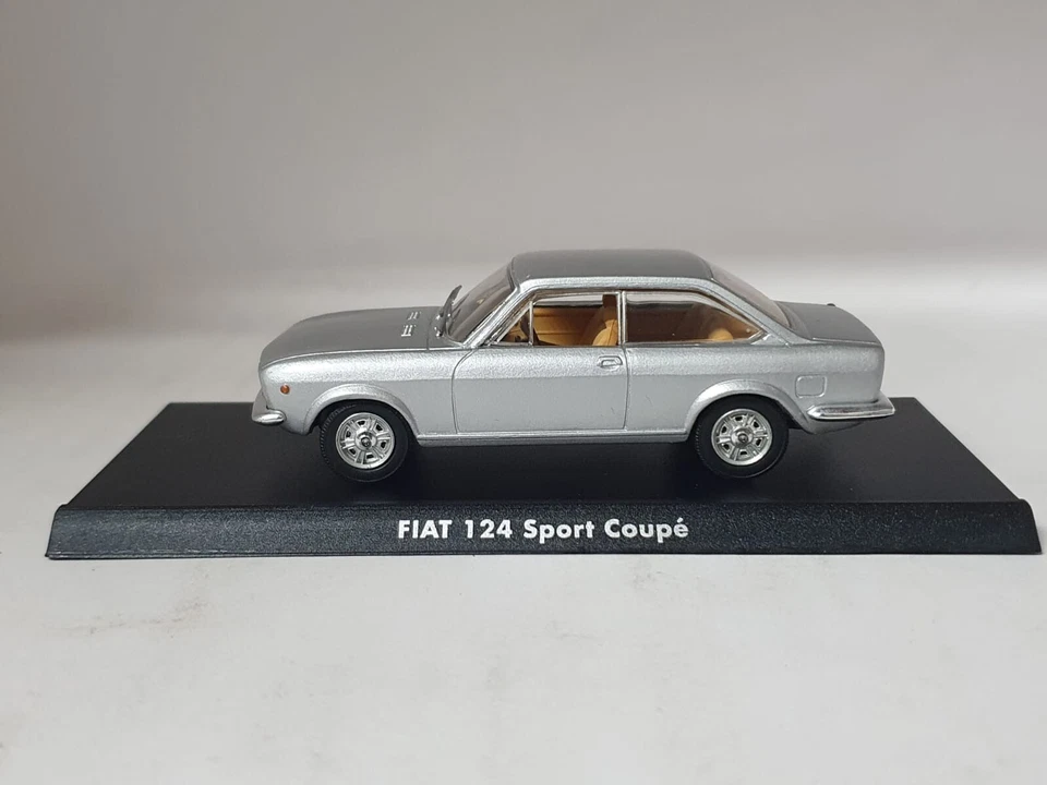 Fiat 124 Sport Coupé 1:43 Starline Models - Difetto di vernice - Immagine 4 di 4