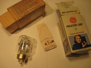 G.E.Spezial Projektorlampe DMJ 240V-480 Watts,Stecksockel-projector spare part