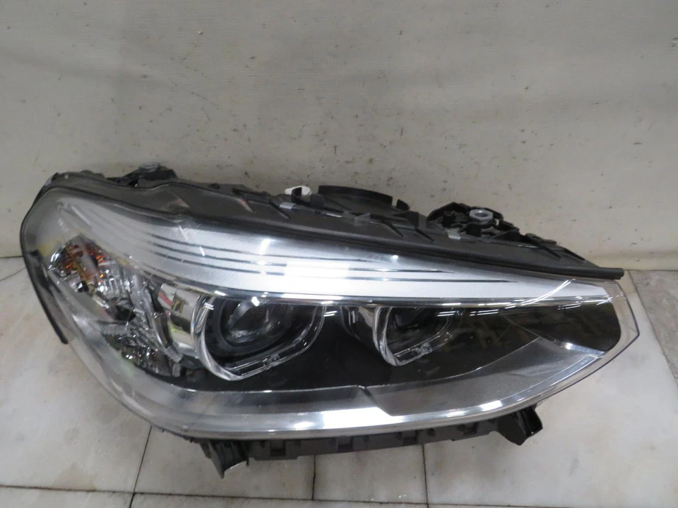 18 19 20 21 BMW X3 Right Headlight OEM - Image 3 of 4