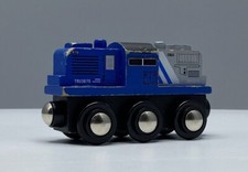 TRU3670 Blue Train Engine WOODEN TOY VEHICLE