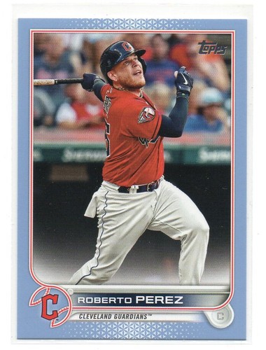 2022 Topps Series 2 Fathers Day Blue Roberto Perez 3/50 Cleveland Guardians #618 - Picture 1 of 2