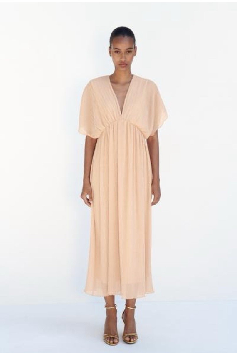 sequin maxi dress burgundy Dare to Dream One Shoulder Dress: Burgundy/Gold Multi The voluminous multi brand_Flying Cross Serenity Blue Chalk Paint Size:38 Regular Jacket+32 Waist Adjustable 28to34)(Height: 5 7 to6)(Neck  15-16.5:S-M