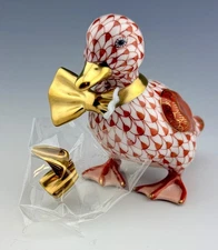 HEREND Duck W/ Bow Tie Rust Fishnet Duck Bird Figurine (Damage)