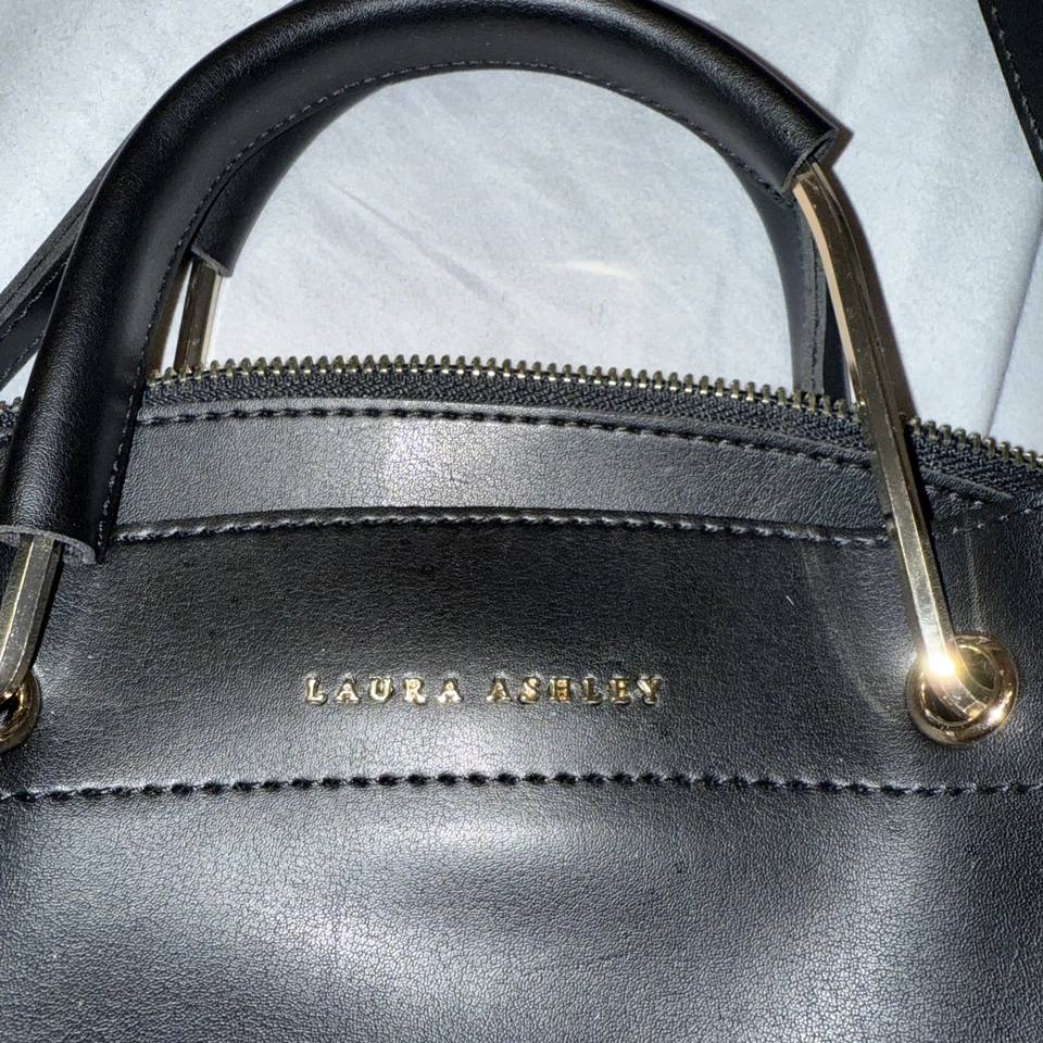 Monedero cruzado Laura Ashley Little negro Foto 2 de 4