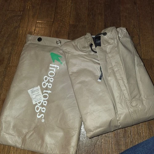 Gorpcore Modern frogg toggs Mens Lrg Tan Waterproof Packable Rain Suit Pants Set video thumbnail