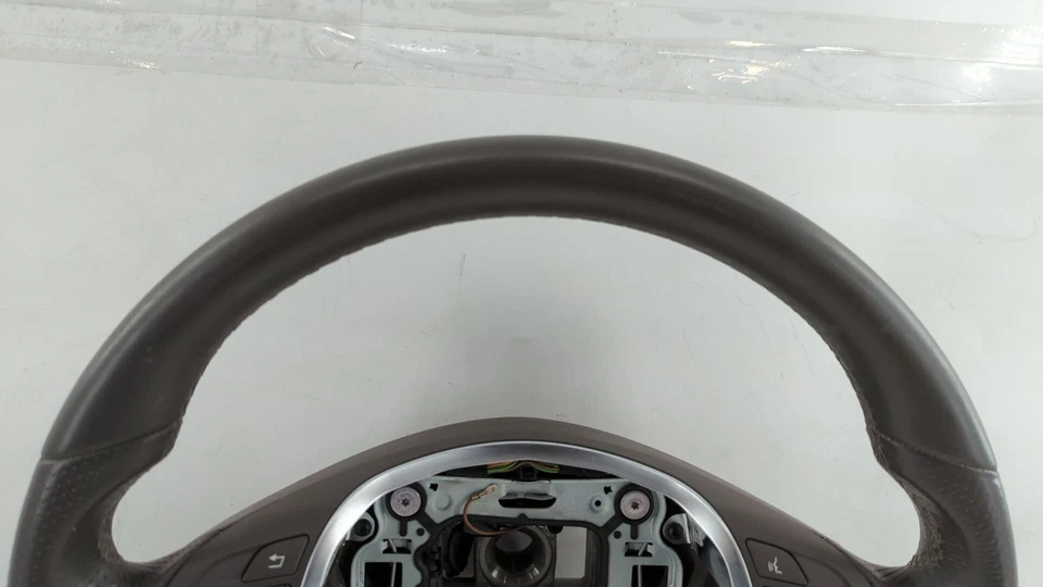 Volante Mercedes-Benz C350 2012 218 460 2703 TEYZT Foto 2 de 4