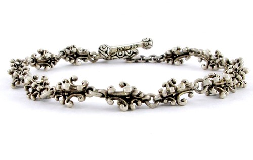 Novica Sterling Silver 925 Granulated Bali Crest Link Bracelet - Picture 2 of 13