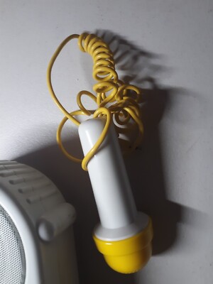 Vintage Tweety Bird Am/fm Radio Toshiba LT 401 Twe Cassette