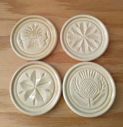 PIGEON FORGE POTTERY Buttermold Round Coasters (Set of 4) Yellow, Appalachian 