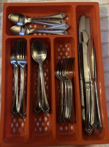 38 Pc Joseph Abboud Stainless Flatware; Service For 7 Pointed Handle Scroll Mint - 第 1/13 張圖片