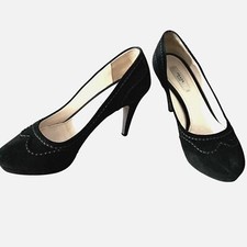 BEAUTIFUL VINTAGE PRADA SUEDE PLATFORM HEELS SIZE 6. EXCELLENT COND. 4 in. heel.