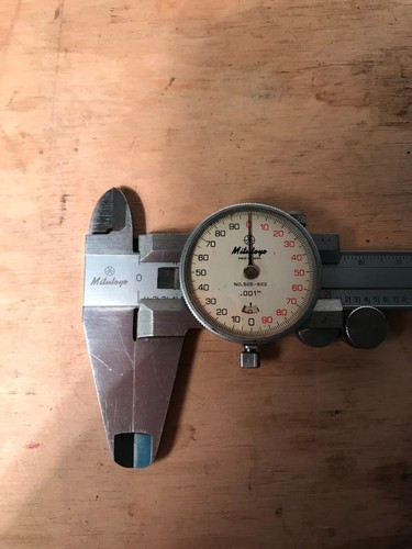 Mitutoyo Dial Calipers & Outside Micrometer w/ Wooden Case - Picture 2 of 11