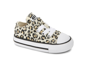 converse leopard low