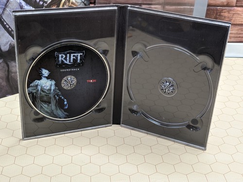 Rift: Collector's Edition PC, 2011 Video Game Replacement Parts - Picture 9 of 12