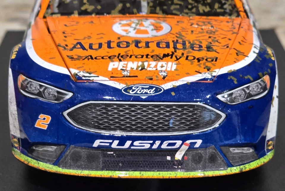 2018 #2 Brad Keselowski AutoTrader Las Vegas Playoff Race Win 1:24 Diecast ARC Foto 2 de 4