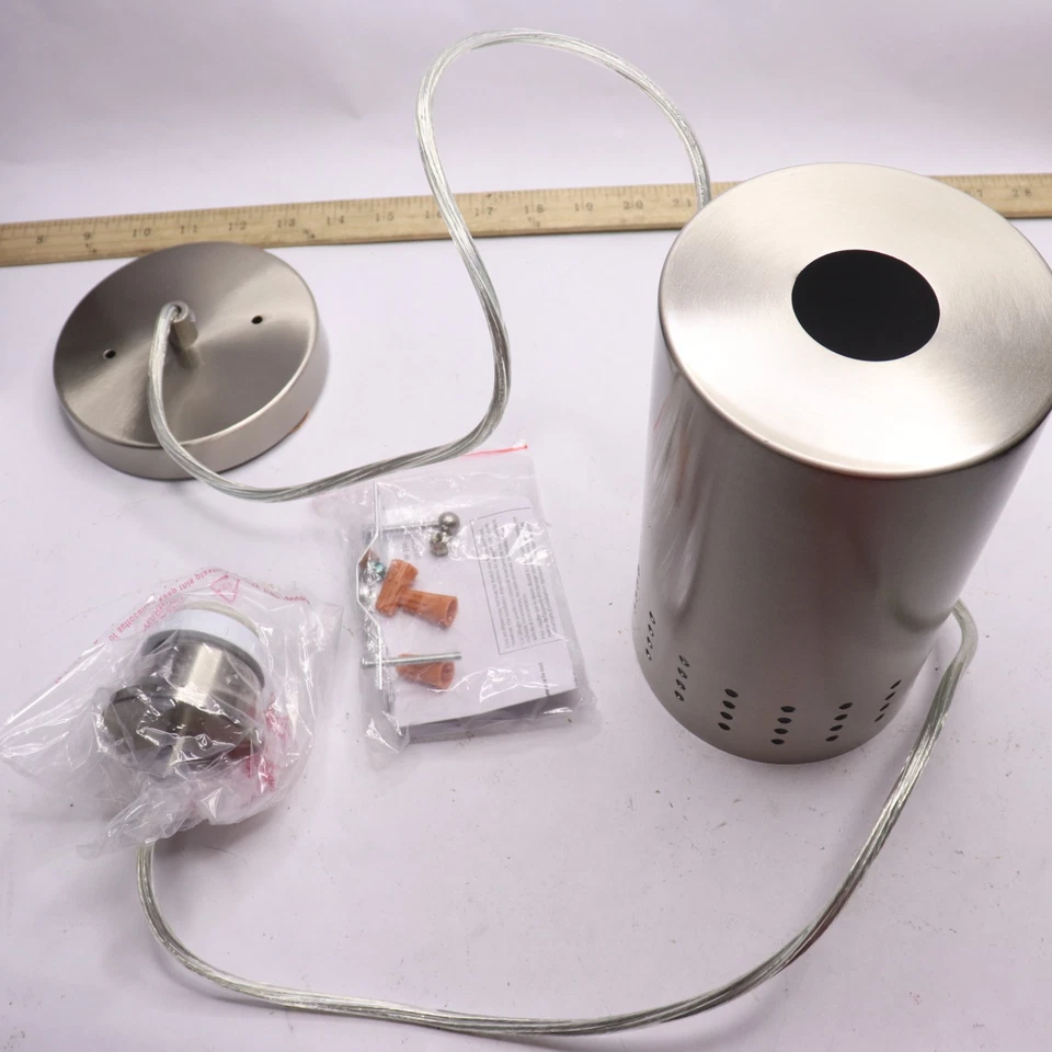 Mini colgante interior de una luz Westinghouse Phelps níquel cepillado 61012 Foto 4 de 4