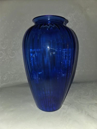 BEAUTIFUL VINTAGE ANCHOR HOCKING RIBBED COBALT BLUE 12 1/2 in. TALL VASE