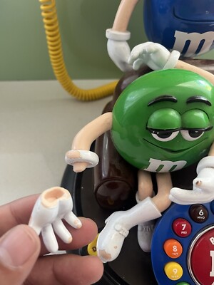 M&M's Candy ANIMATED Talking Light-Up TELEPHONE Phone Red Green