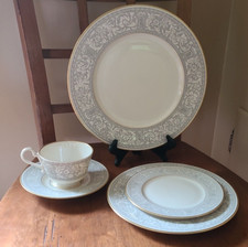 Franciscan Fine China Renaissance Grey Gold Trim 5 pc Place Setting, NMC