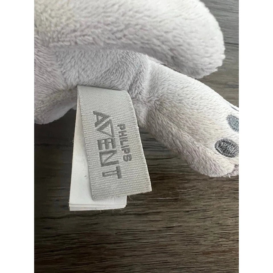 Philips Avent Ultra Soft Snuggle Pacifier Holder - Image 4 of 4