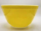 Vintage Pyrex #401 Small Mixing Nesting Bowl Bright Yellow Glass 1 1/2 PT