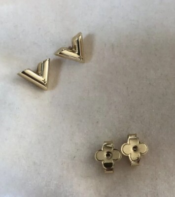 vuitton v stud earring