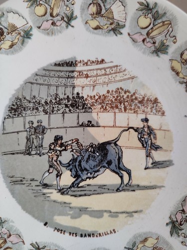 Sarreguemines Plate Spain Utzschneider & Cie " Pose Of Banderillas " Ca 1895 - Picture 2 of 12