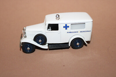 Eligor 1:43 Modellauto Citroen 500 KGS  Ambulance Municipale / MADE IN FRANCE