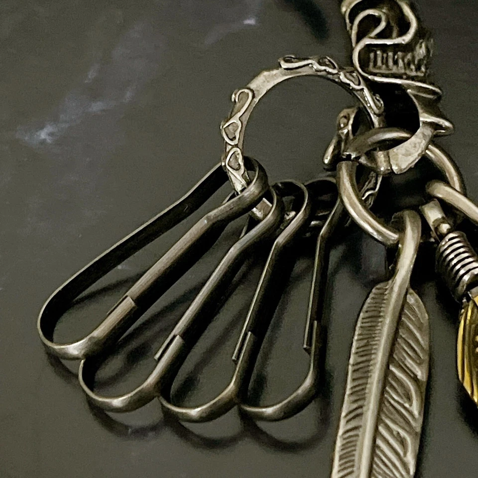 Handmade Turquoise Skull & Feather Keychain - Stylish American Casual Gift Idea - Image 4 of 4