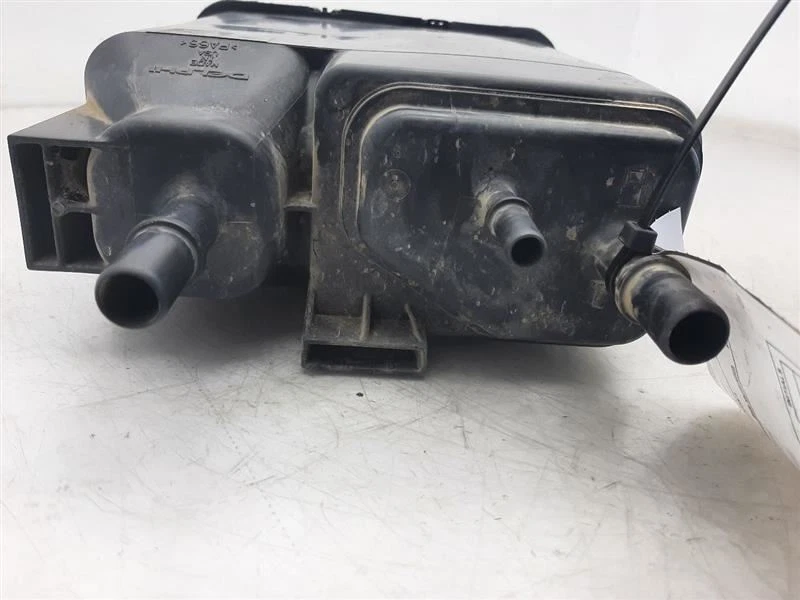 Bote de vapor de combustible Chevrolet Silverado 1500 04-20 15137021 Foto 4 de 4