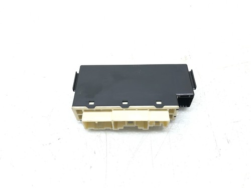 2013-2019 LEXUS GS350 F-SPORT ENGINE DRIVER RELAY INTEGRATION CONTROL MODULE OEM - Picture 2 of 9