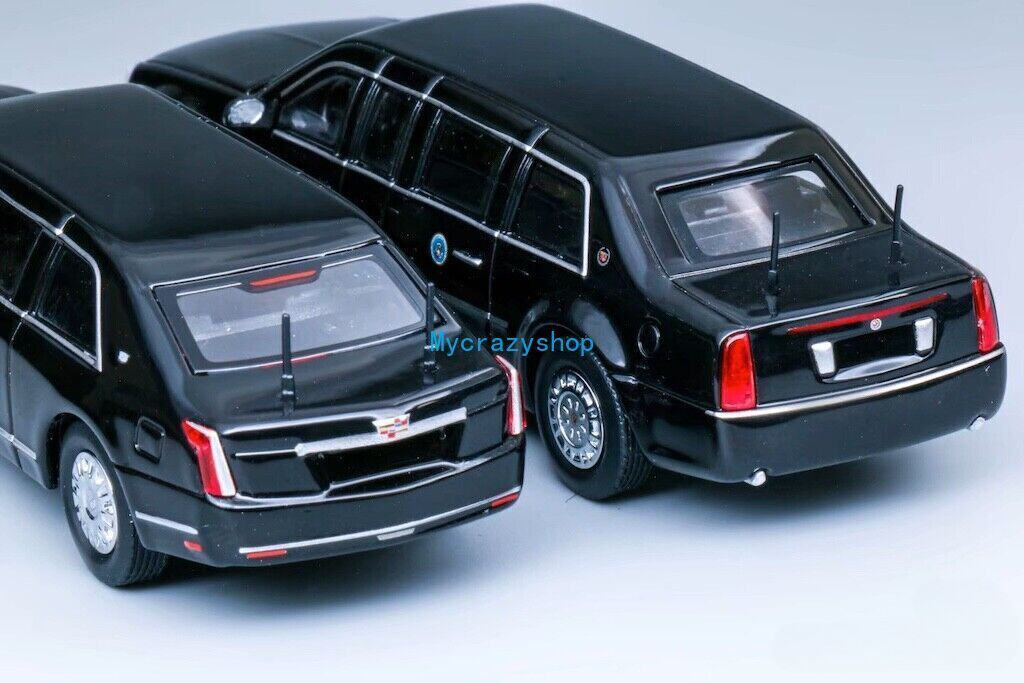 RARON PRESIDENTIAL LIMOUSINEのミニカー Amazon.com: Daron AF1 Presidential Limo , Black : Arts
