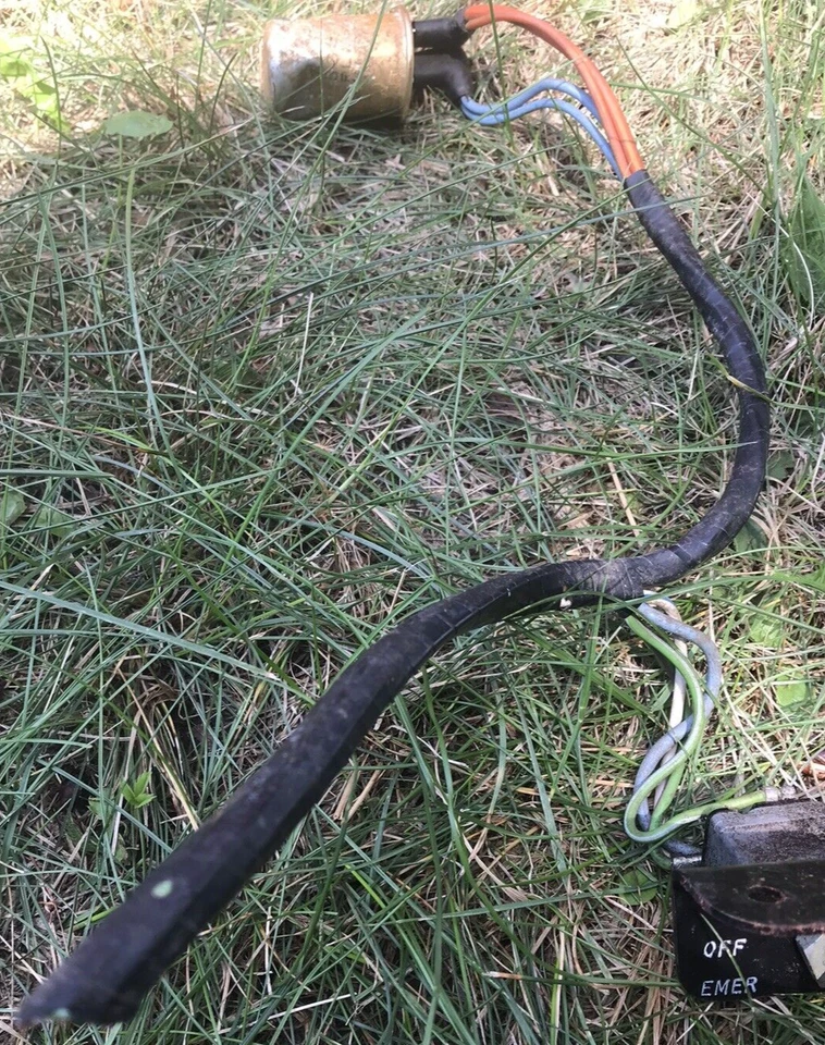 Interruptor de luz de advertencia intermitente de emergencia Ford Galaxie 500 1966 vintage - ORIGINAL Foto 3 de 4