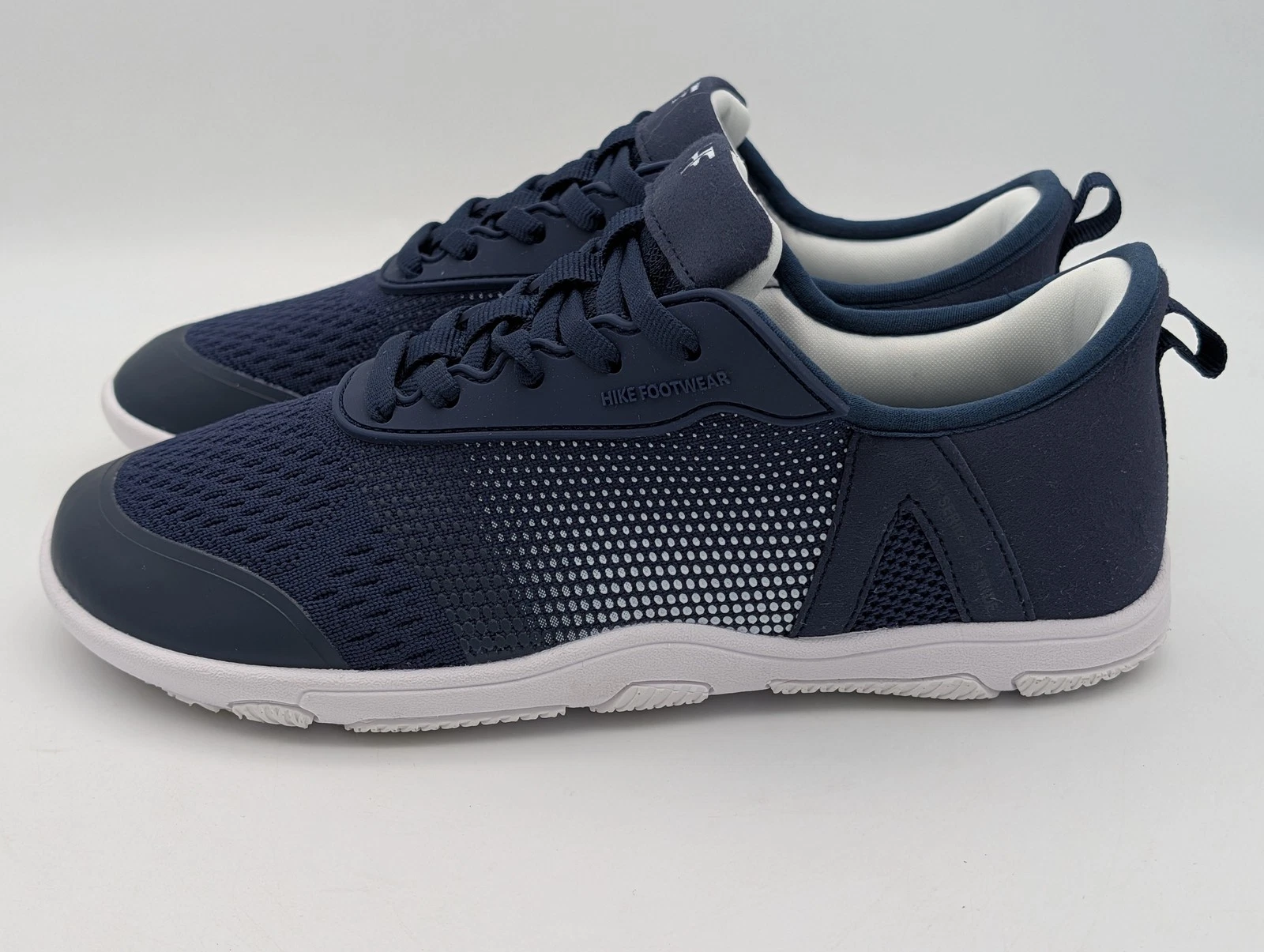 Hike Footwear Size Womens 7 Mens 5 Navy Blue Walking Sneakers Athletic Shoes
Opens in a new window o