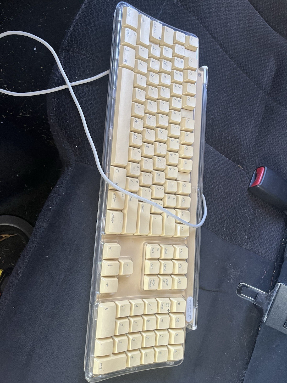 Apple Pro Keyboard M7803 Ergonomic Wired USB White Plug & Pl