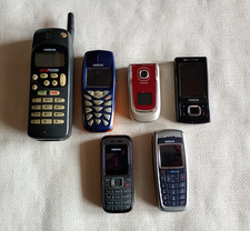 Set di cellulari vintage Nokia 1610-3510i-2600-1200-6500-2760