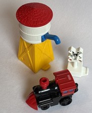 Fisher Price GEOTRAX STEAMLINE STATION Water Tower With Black Train Car Sign