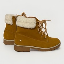 Nautica Youth Size 4 Faux Suede Leather Boots White Faux Fur Trim Pre Owned