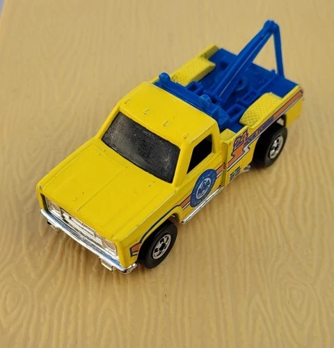 1974 Hot Wheels Ramblin' Wrecker AAA 24hr Towing Yellow Die Cast Truck VINTAGE