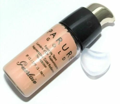 Guerlain Teint Make-up-Effekt in Gold